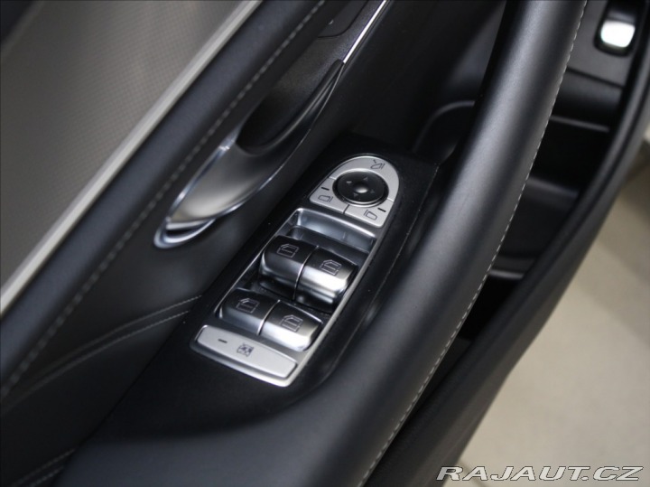 Mercedes-Benz E 4,0 E63s 612k.4M 65 780km 2019