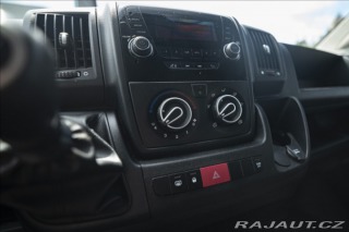 Peugeot Boxer 2,2 BlueHDI 1. MAJITEL ČR 2021