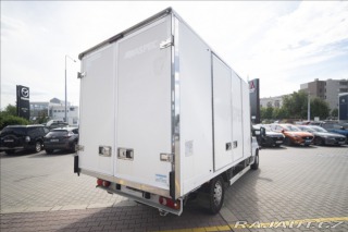 Peugeot Boxer 2,2 BlueHDI 1. MAJITEL ČR 2021