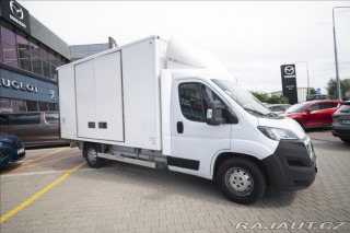 Peugeot Boxer 2,2 BlueHDI 1. MAJITEL ČR 2021