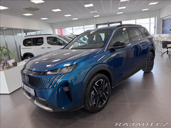 Peugeot 5008 1,2 BUSINESS Hybrid 145 e 2026