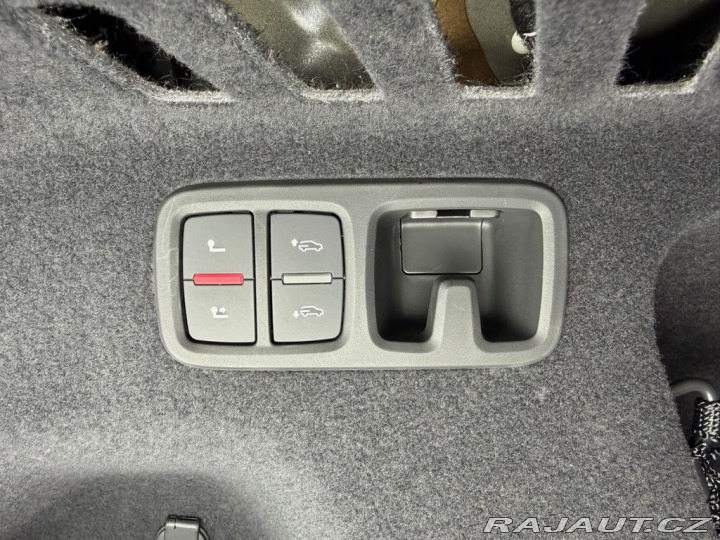 Audi Q8 50TDI QUATTRO S-LINE, WEB 2026