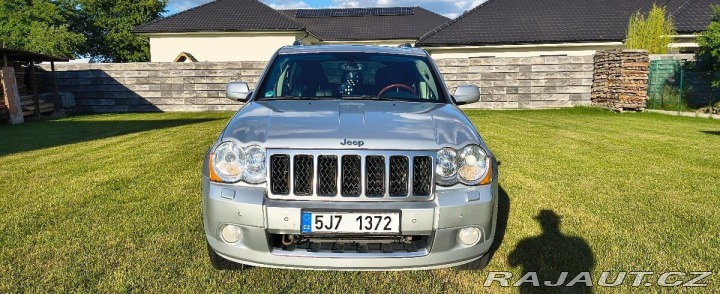Jeep Grand Cherokee  1800