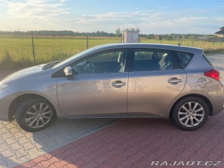 Toyota Auris Prodam 1800