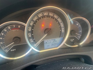 Toyota Auris Prodam 1800