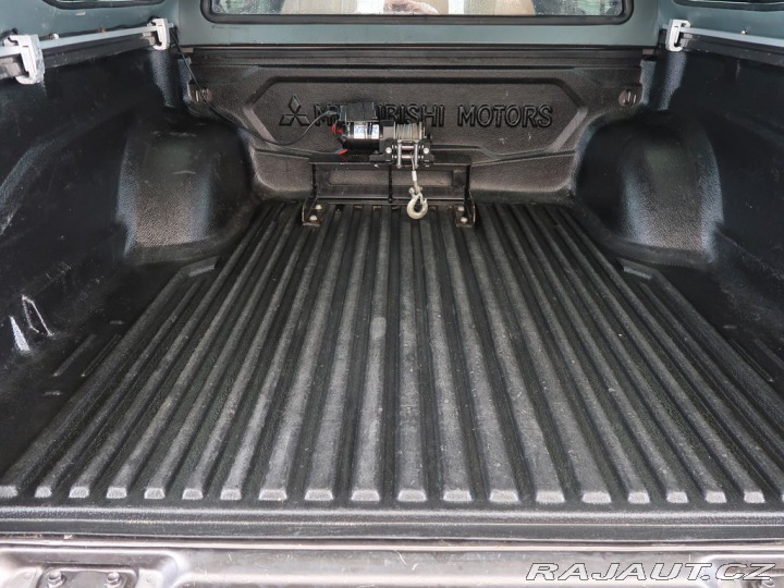 Mitsubishi L200 2.4DI-D,133kW,CZ,AT,4x4 2017