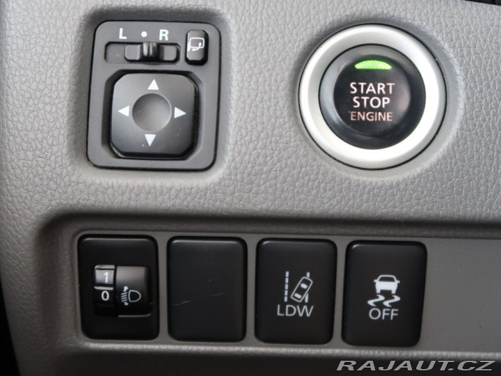 Mitsubishi L200 2.4DI-D,133kW,CZ,AT,4x4 2017