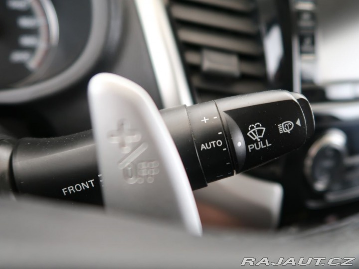 Mitsubishi L200 2.4DI-D,133kW,CZ,AT,4x4 2017