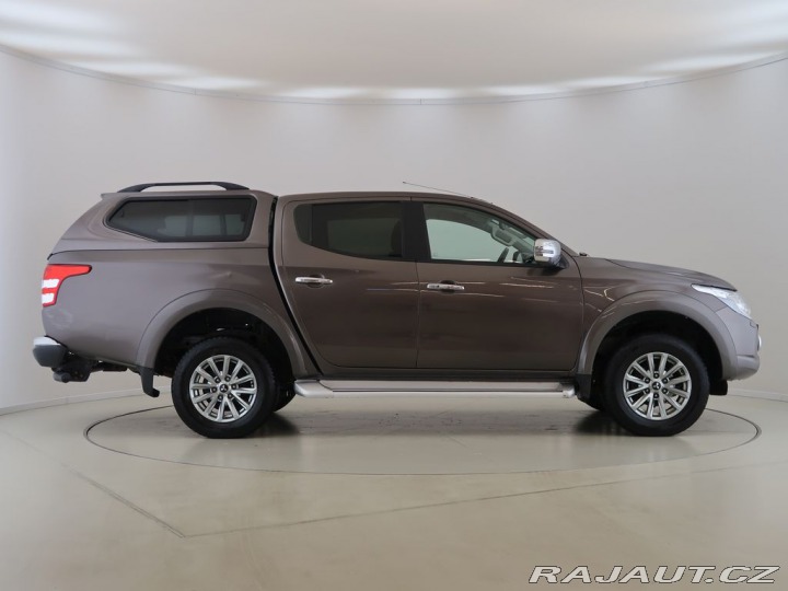 Mitsubishi L200 2.4DI-D,133kW,CZ,AT,4x4 2017