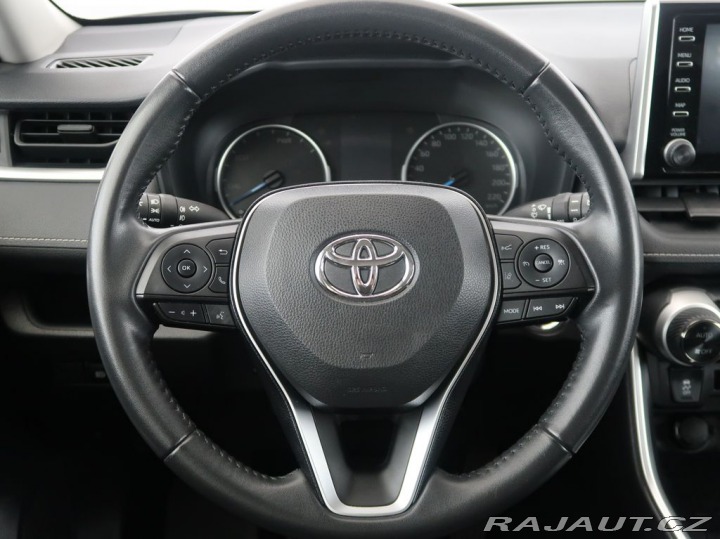 Toyota RAV4 2.5Hybrid,CZ,1Maj,ActiveB 2022