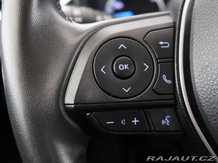 Toyota RAV4 2.5Hybrid,CZ,1Maj,ActiveB 2022