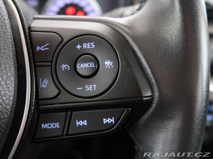 Toyota RAV4 2.5Hybrid,CZ,1Maj,ActiveB 2022