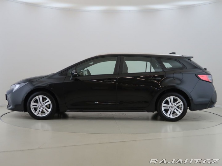 Toyota Corolla 2.0Hybrid,CZ,1Maj,Comfort 2022