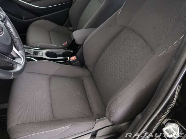 Toyota Corolla 2.0Hybrid,CZ,1Maj,Comfort 2022