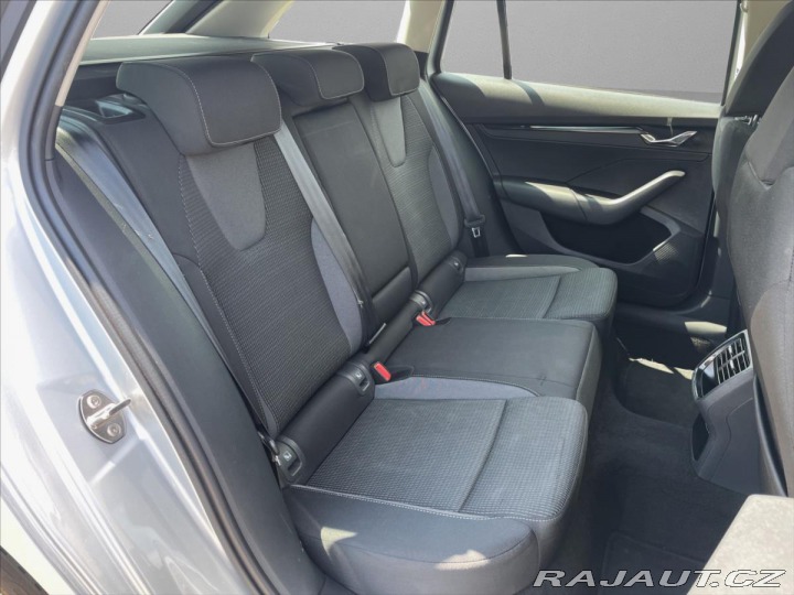 Škoda Octavia 2,0 TDi DSG Ambition*ACC* 2022