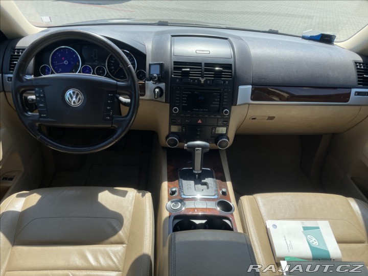 Volkswagen Touareg 3,0 TDi 165kw Tiptronic b 2007