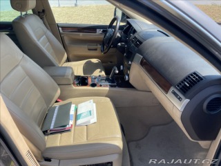 Volkswagen Touareg 3,0 TDi 165kw Tiptronic b 2007