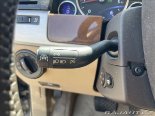 Volkswagen Touareg 3,0 TDi 165kw Tiptronic b 2007