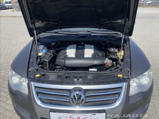 Volkswagen Touareg 3,0 TDi 165kw Tiptronic b 2007