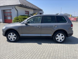 Volkswagen Touareg 3,0 TDi 165kw Tiptronic b 2007