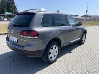 Volkswagen Touareg 3,0 TDi 165kw Tiptronic b 2007
