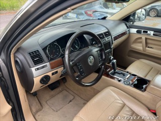 Volkswagen Touareg 3,0 TDi 165kw Tiptronic b 2007