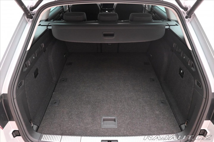 Škoda Superb 2,0 TDI 147 kW DSG 4x4 ST 2024