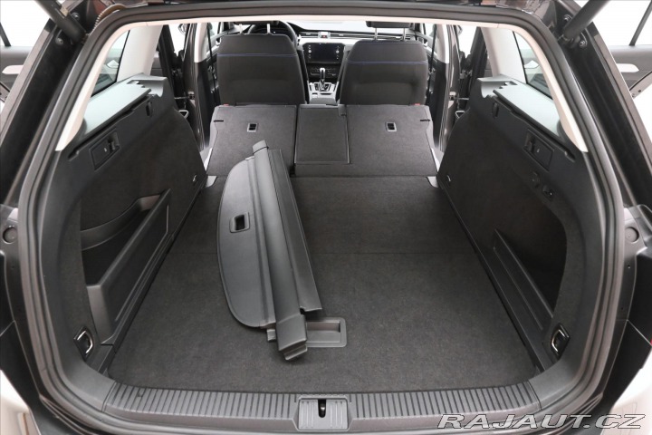 Volkswagen Passat 1,4 GTE 160 kW DSG Busine 2022