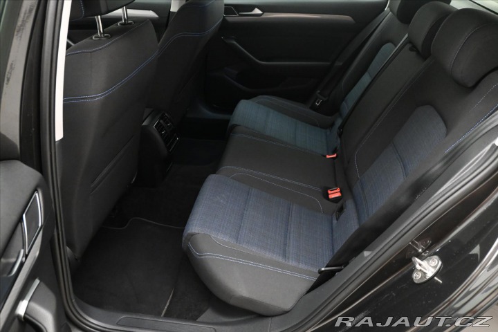 Volkswagen Passat 1,4 GTE 160 kW DSG Busine 2022