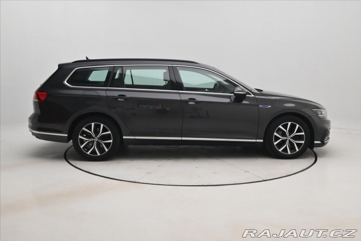 Volkswagen Passat 1,4 GTE 160 kW DSG Busine 2022