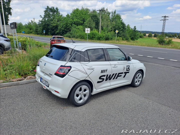 Suzuki Swift 1,2 PREMIUM HYBRID MY26 2026