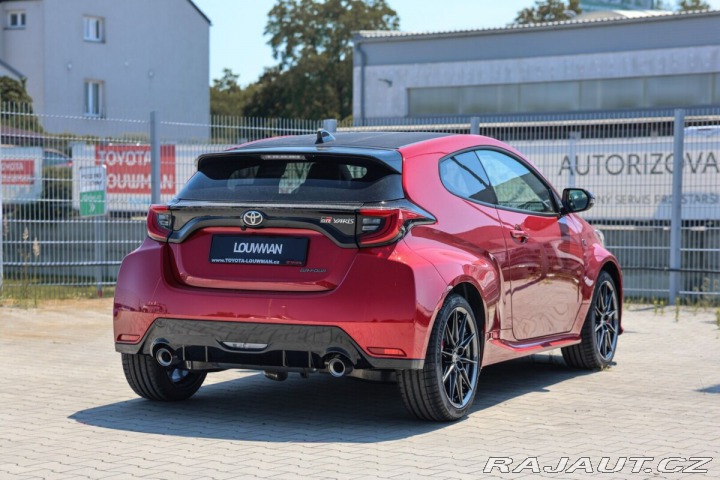 Toyota Yaris GR 1.6. 260k Dynamic + Sp 2025