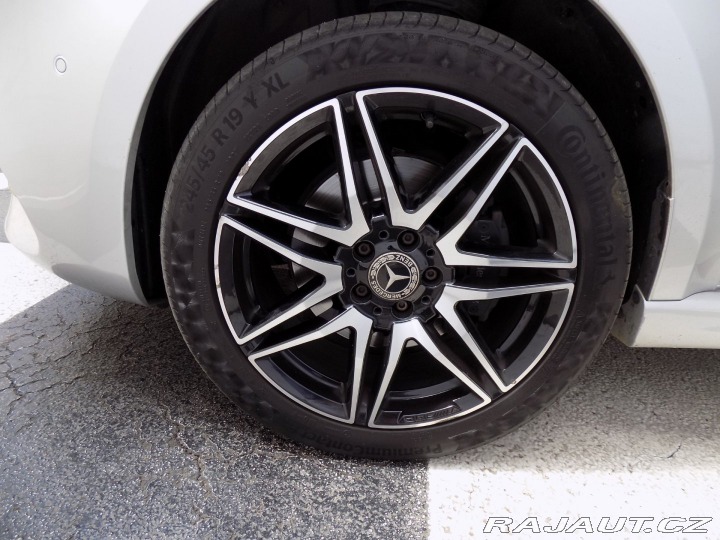Mercedes-Benz V 300d 4Matic Long, AMG,Air 2021