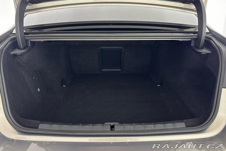 BMW i7 xDrive60 2022