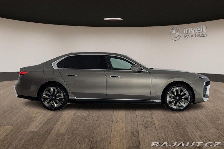 BMW i7 xDrive60 2022
