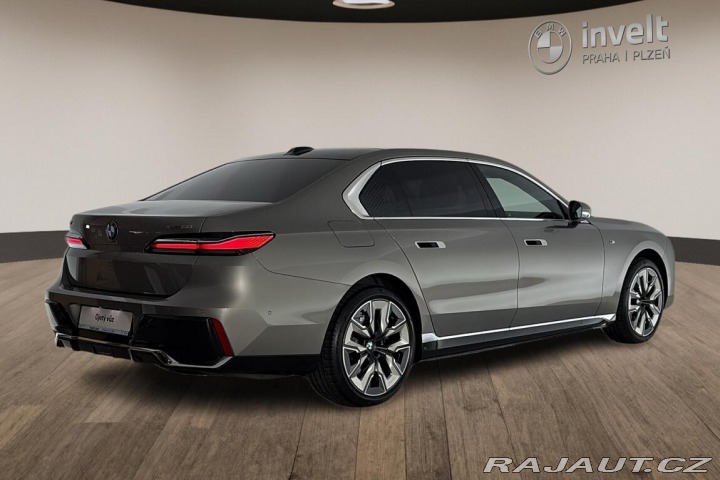 BMW i7 xDrive60 2022