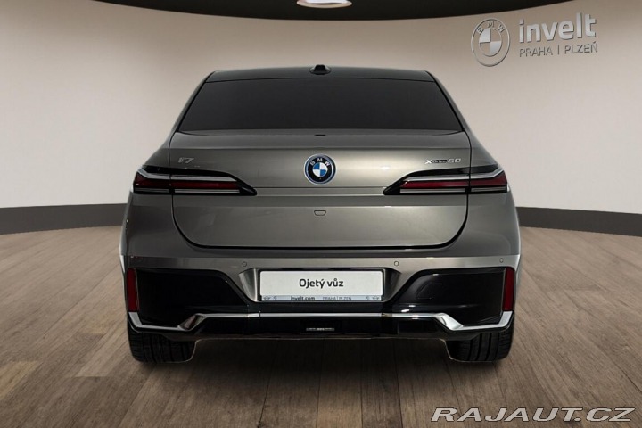 BMW i7 xDrive60 2022