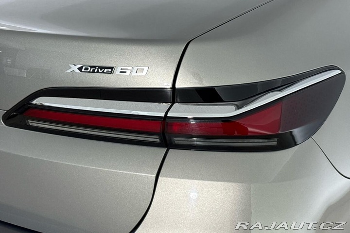 BMW i7 xDrive60 2022