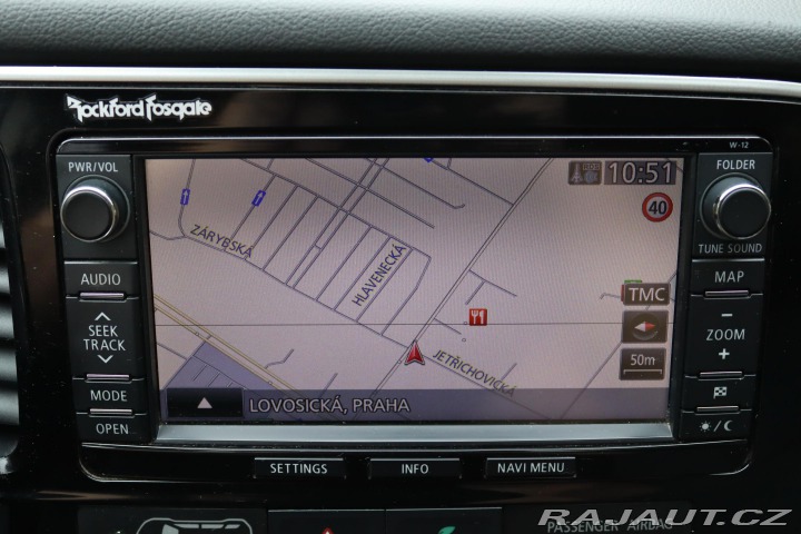 Mitsubishi Outlander 2.2DI-D 4X4 7 MÍST 110kW 2014