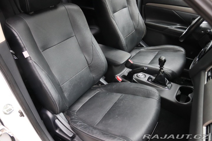 Mitsubishi Outlander 2.2DI-D 4X4 7 MÍST 110kW 2014