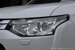 Mitsubishi Outlander 2.2DI-D 4X4 7 MÍST 110kW 2014