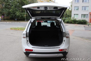 Mitsubishi Outlander 2.2DI-D 4X4 7 MÍST 110kW 2014