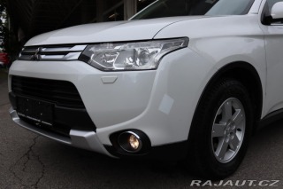 Mitsubishi Outlander 2.2DI-D 4X4 7 MÍST 110kW 2014
