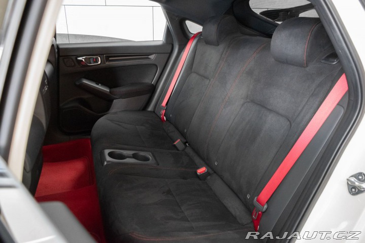 Honda Civic TYPE R 2.0 REZERVACE 2024