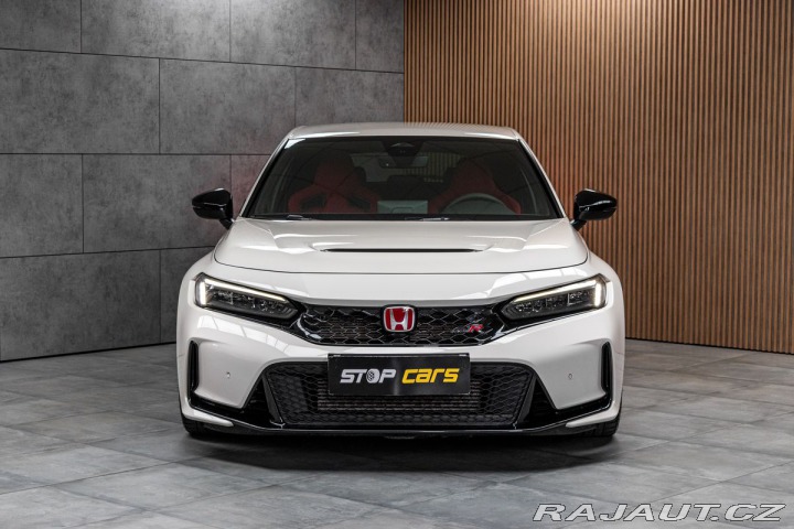 Honda Civic TYPE R 2.0 TURBO 242kW *Č 2024