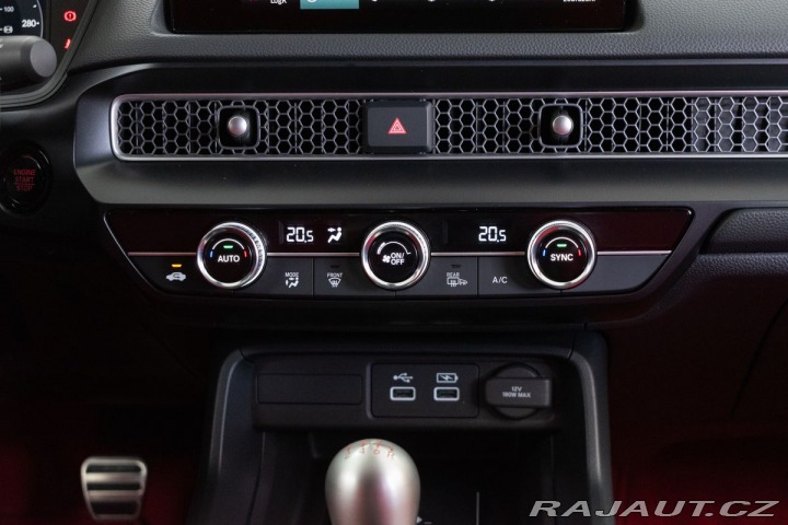 Honda Civic TYPE R 2.0 REZERVACE 2024