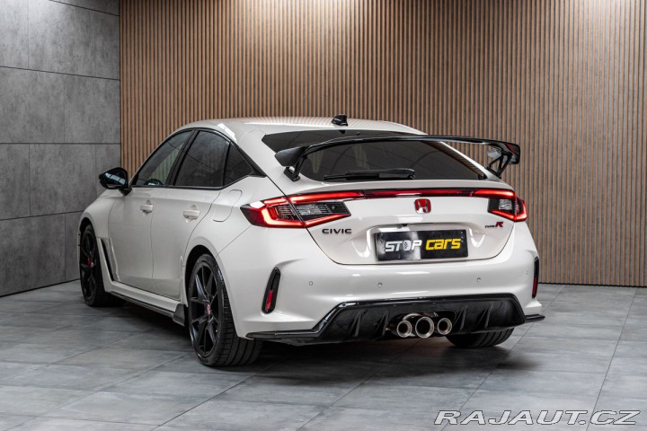 Honda Civic TYPE R 2.0 REZERVACE 2024