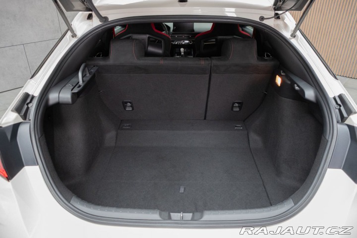 Honda Civic TYPE R 2.0 REZERVACE 2024