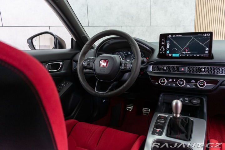 Honda Civic TYPE R 2.0 REZERVACE 2024