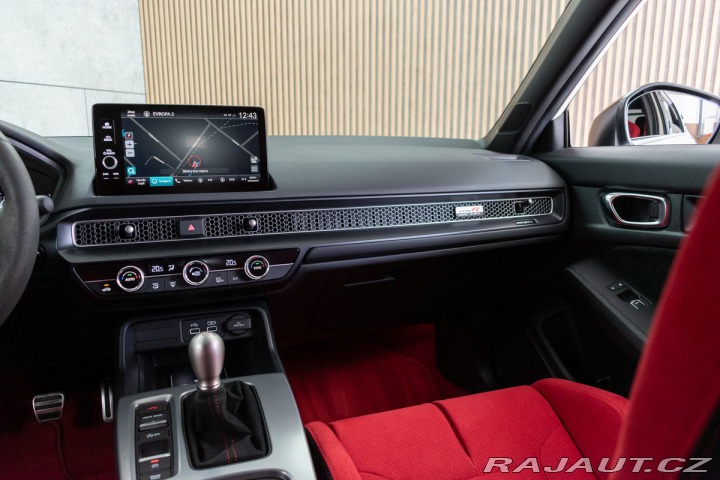 Honda Civic TYPE R 2.0 REZERVACE 2024